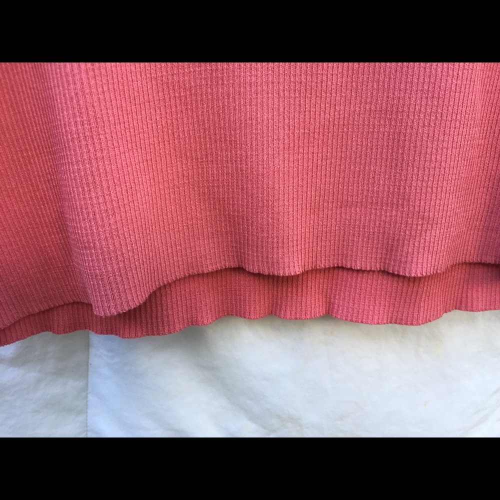 Ruby Rd. Top size XL tank - Picture 5 of 7